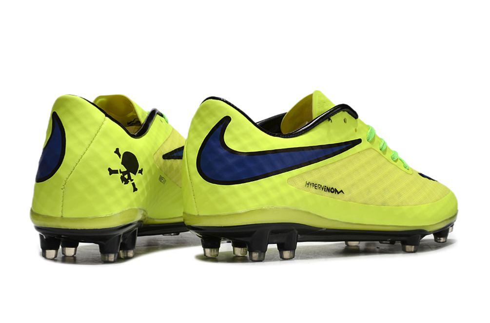 Chuteira Nike Phantom Hypervenom FG