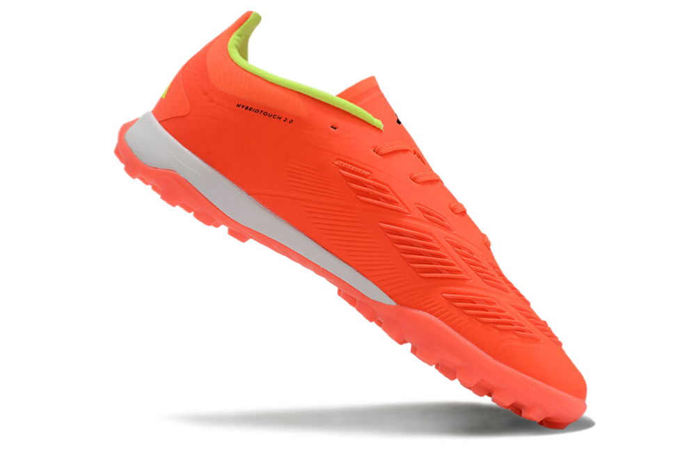 Chuteira Adidas Predator Elite TF