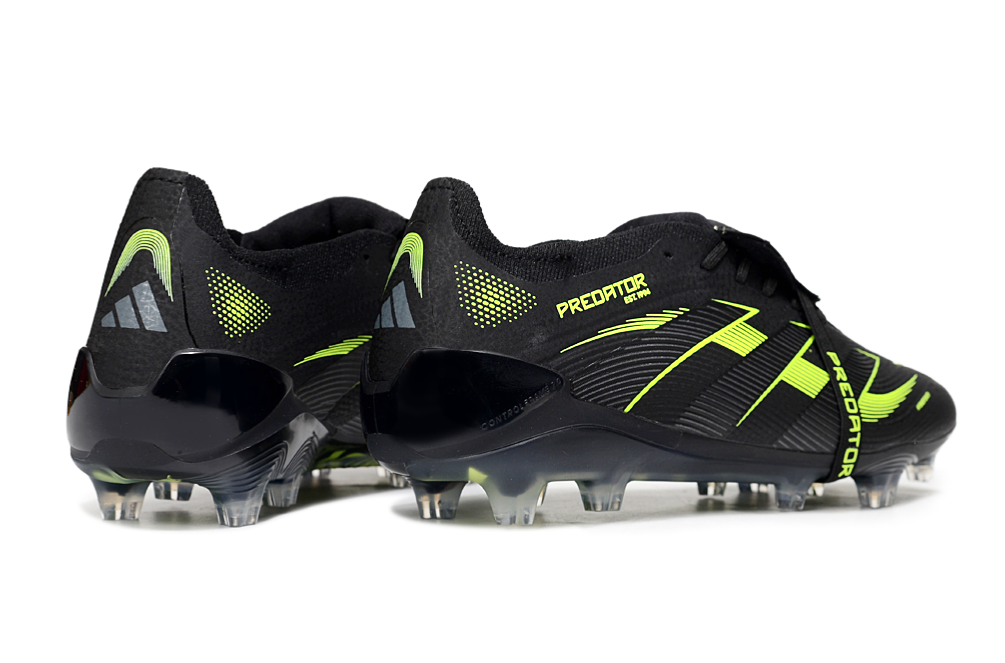 Chuteira Adidas Predator Accuracy FG
