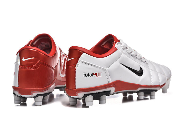 Chuteira Nike Total 90 FG