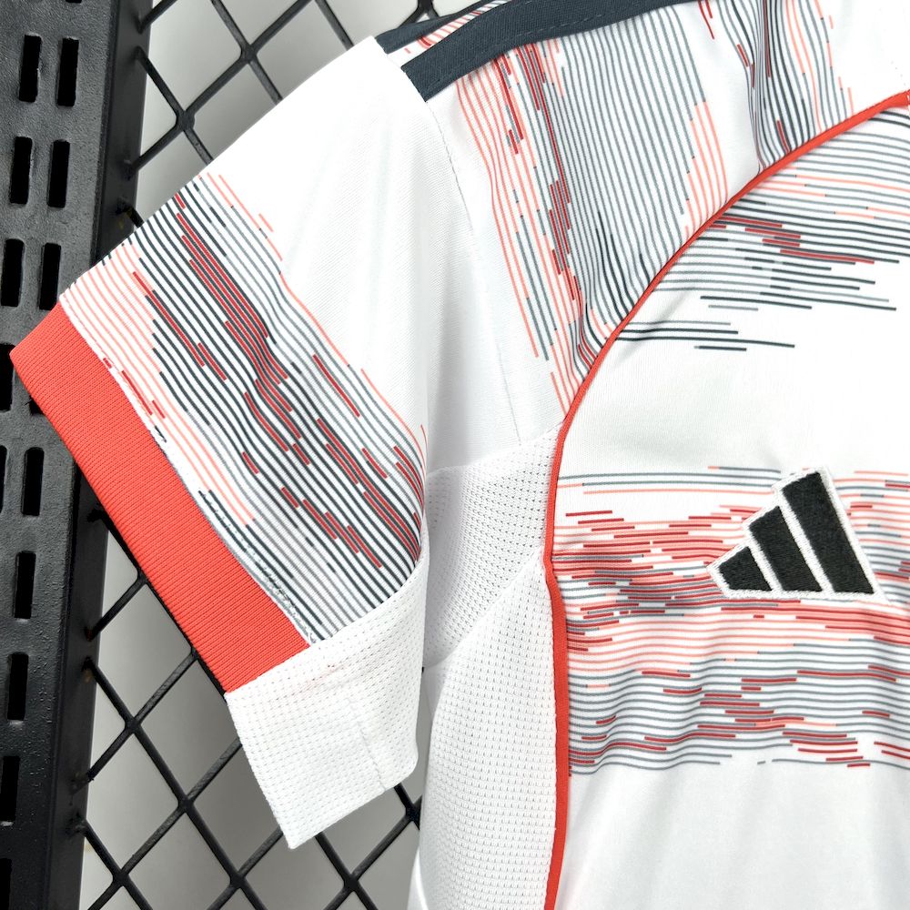 Kit Infantil Bayern De Munique Away 25/26 Adidas