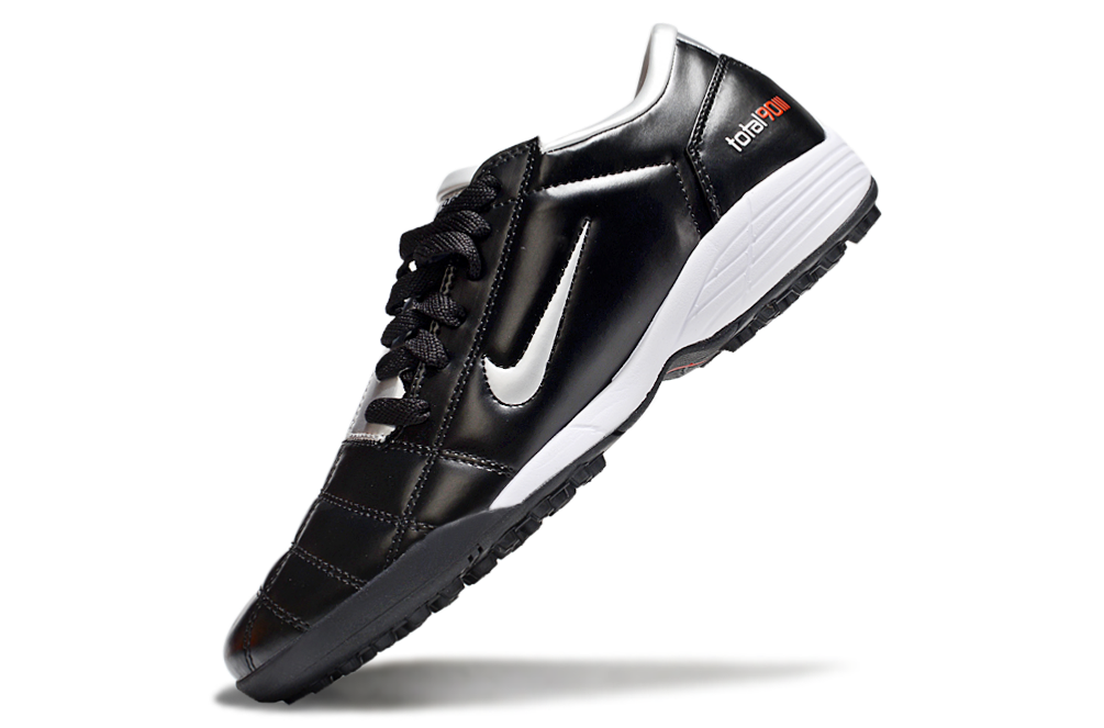 Chuteira Nike Total 90 TF