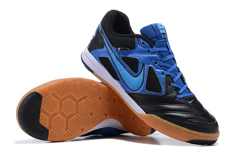 Chuteira Nike Supreme SB Gato IC