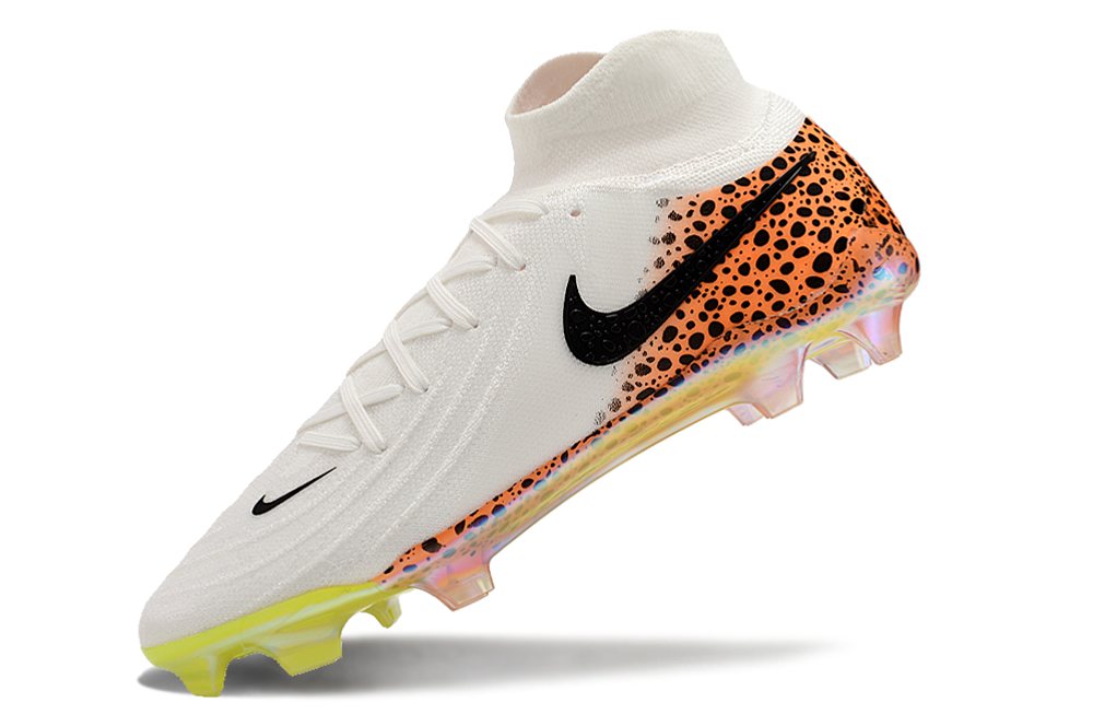 Chuteira Nike Phantom Luna Elite FG