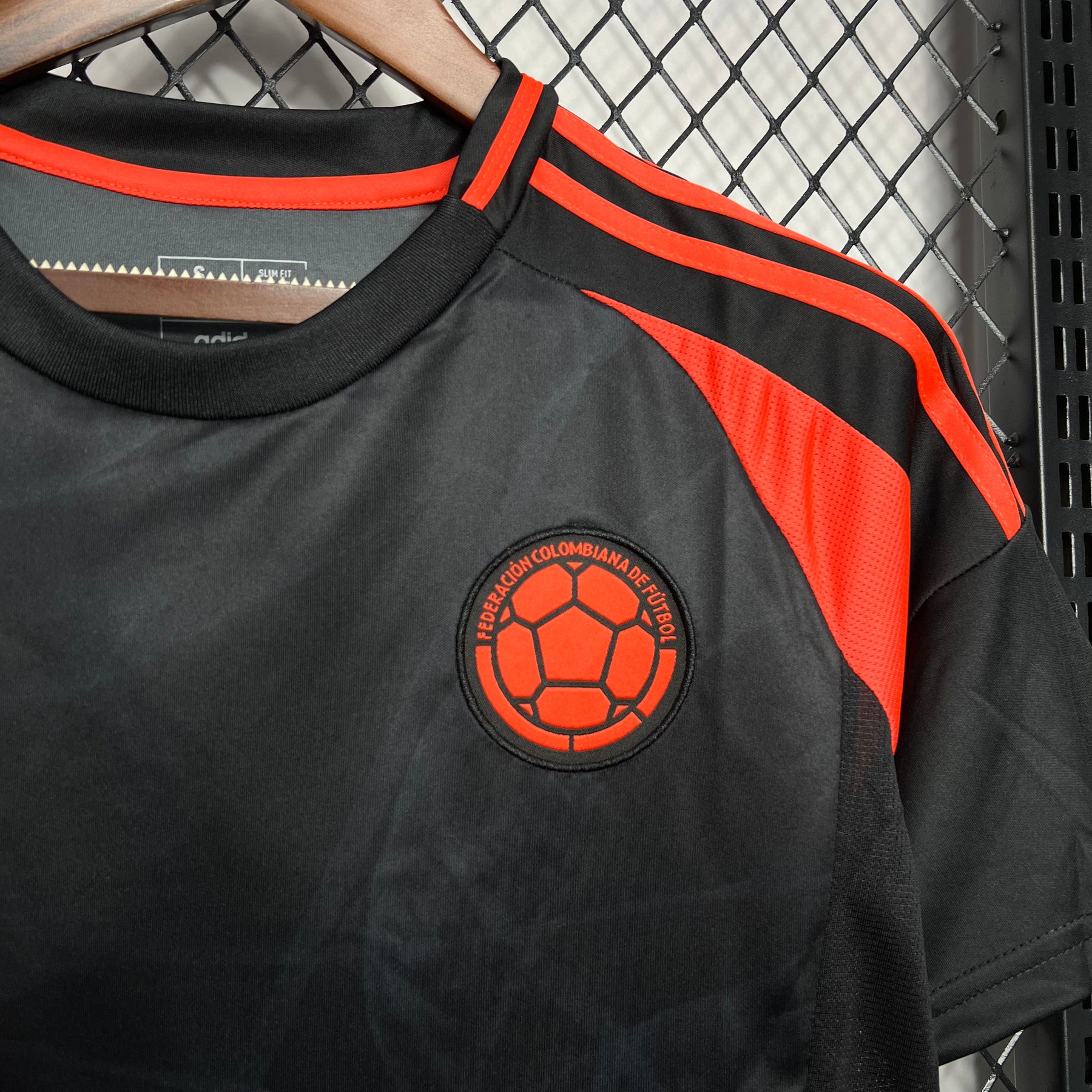 Camisa Colômbia Away 24/25 Adidas - James #10