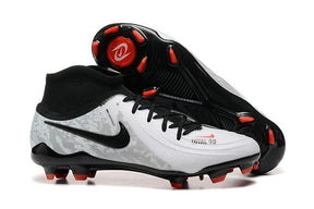 Chuteira Nike Phantom Luna Elite FG