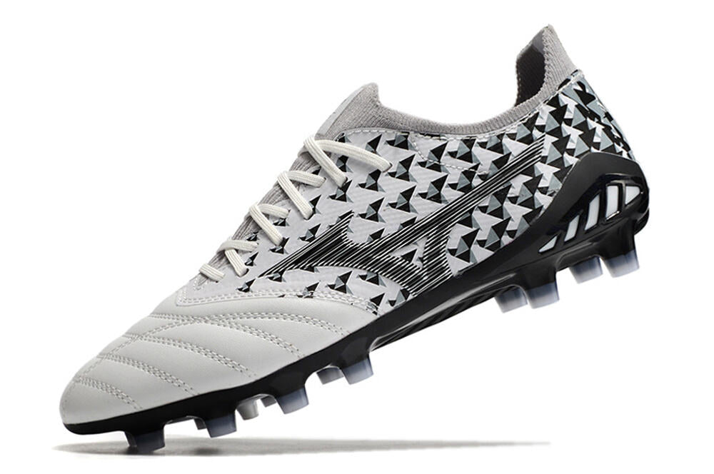 Chuteira Mizuno Morelia Neo 3 FG