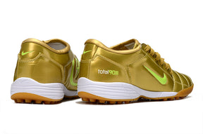 Chuteira Nike Total 90 TF