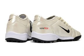Chuteira Nike Total 90 TF