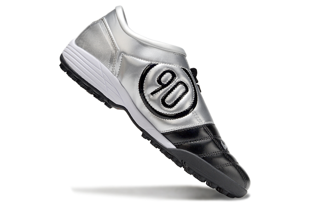 Chuteira Nike Total 90 TF