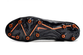Chuteira Nike Phantom GX Elite FG