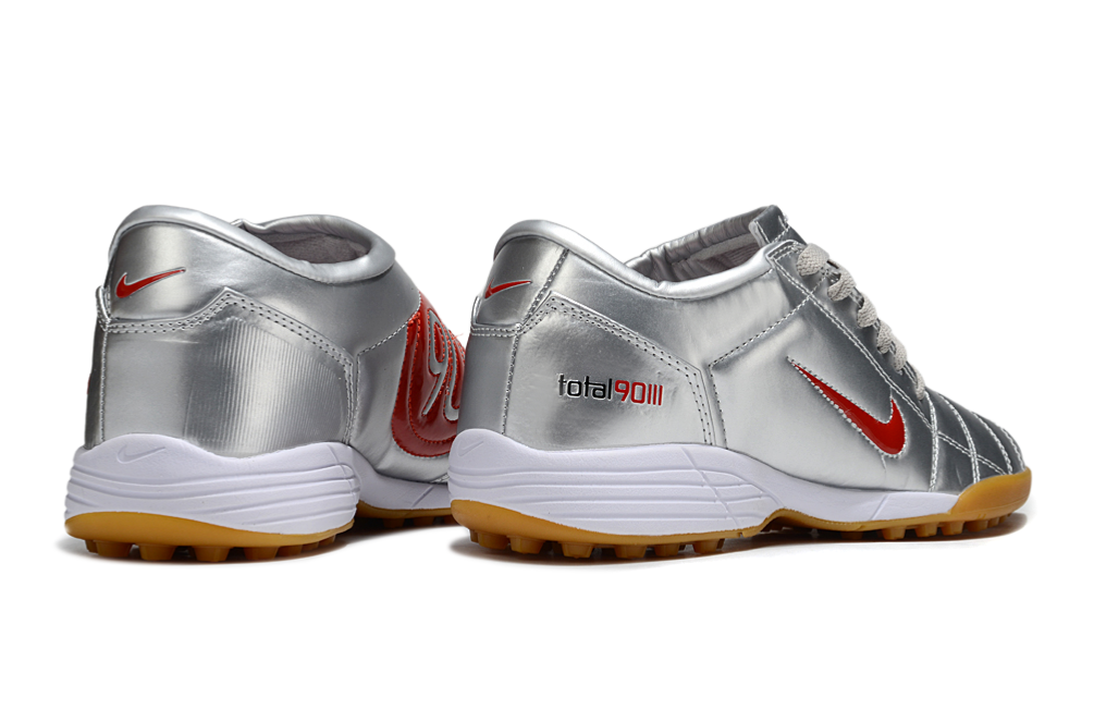 Chuteira Nike Total 90 TF