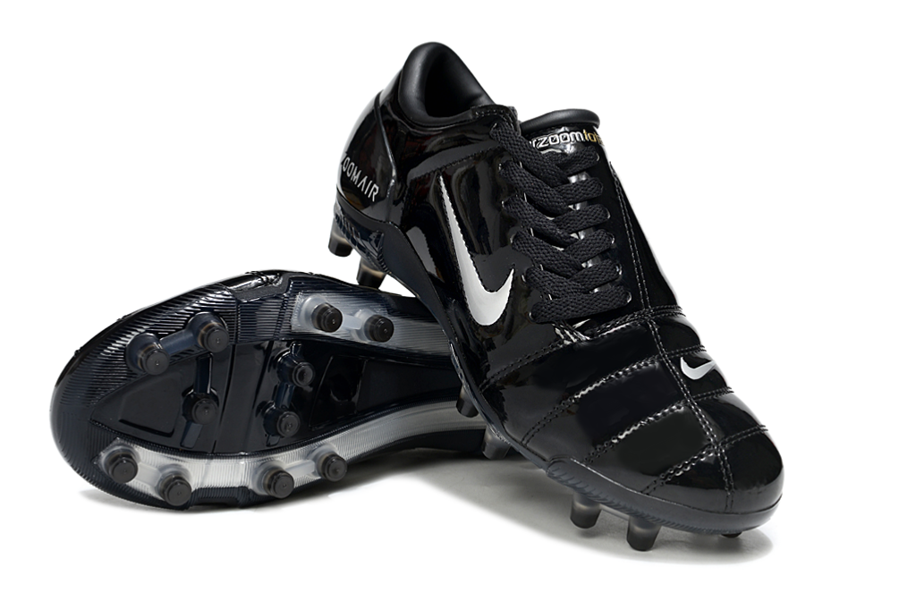 Chuteira Nike Total 90 FG