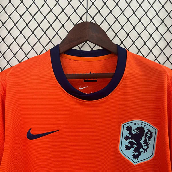 Camisa Holanda Titular 24/25 - Nike Versão Torcedor Lançamento