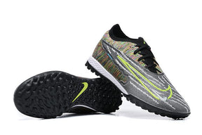 Chuteira Nike Phantom GX Elite TF