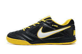Chuteira Nike Supreme SB Gato IC