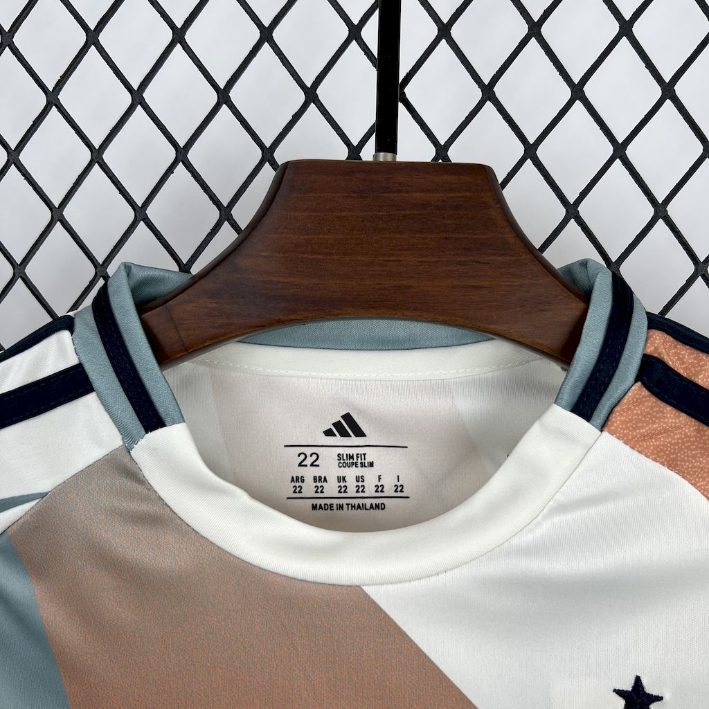 Kit Infantil Espanha Away 25/26 Adidas