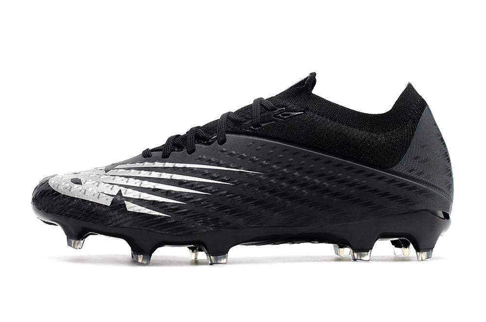 Chuteira New Balance Vivid Spark FG