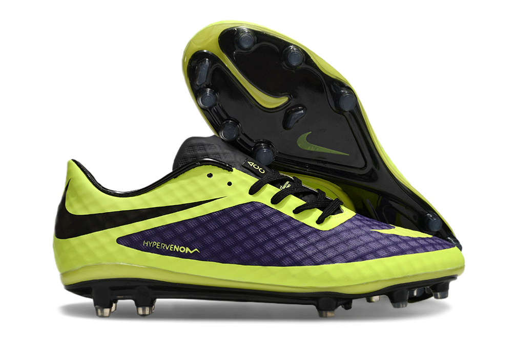 Chuteira Nike Phantom Hypervenom FG