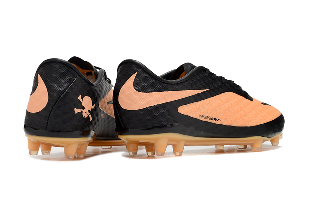 Chuteira Nike Phantom Hypervenom FG