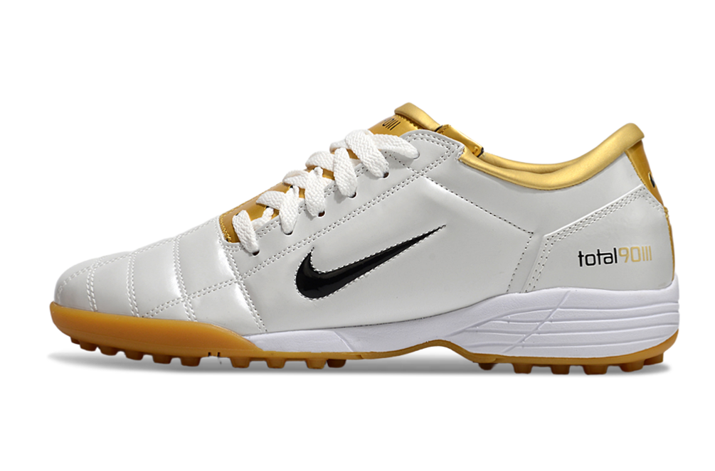 Chuteira Nike Total 90 TF
