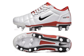 Chuteira Nike Total 90 FG